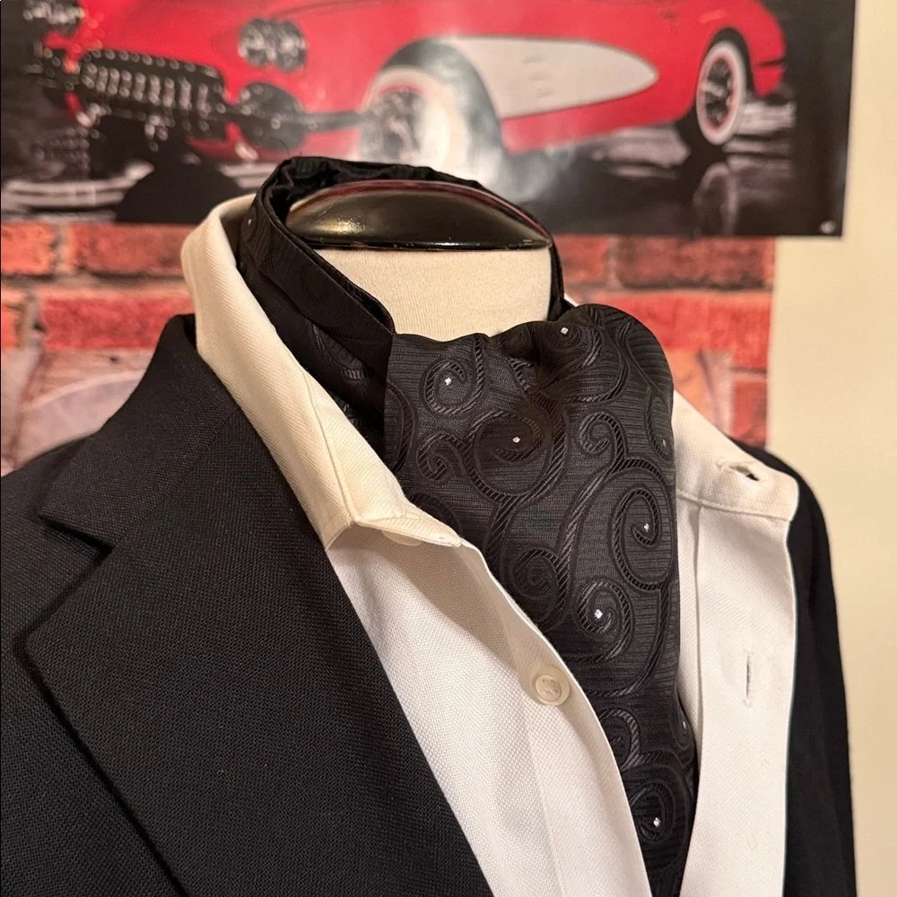 Elegant Black Paisley Ascot Cravat